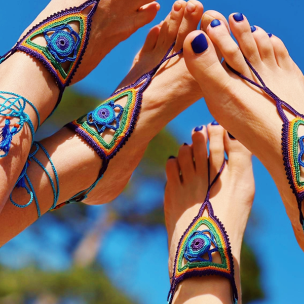 Rainbow Barefoot Sandals resmi